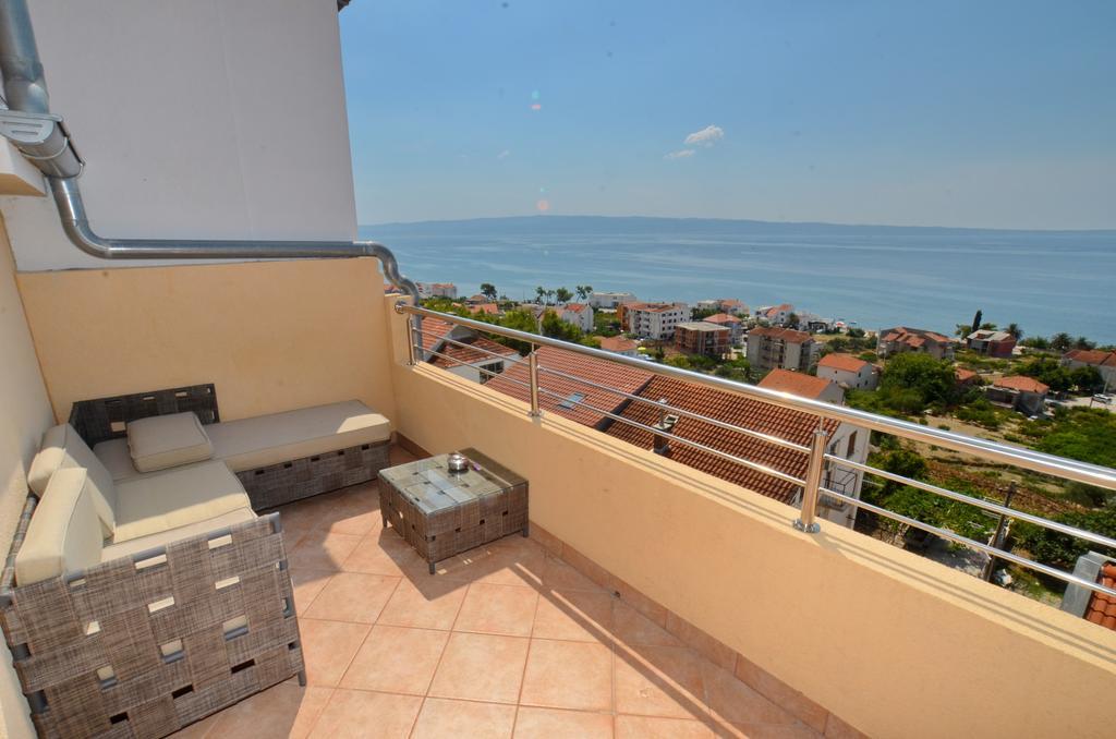 Apartments Max&Leon Podstrana Oda fotoğraf